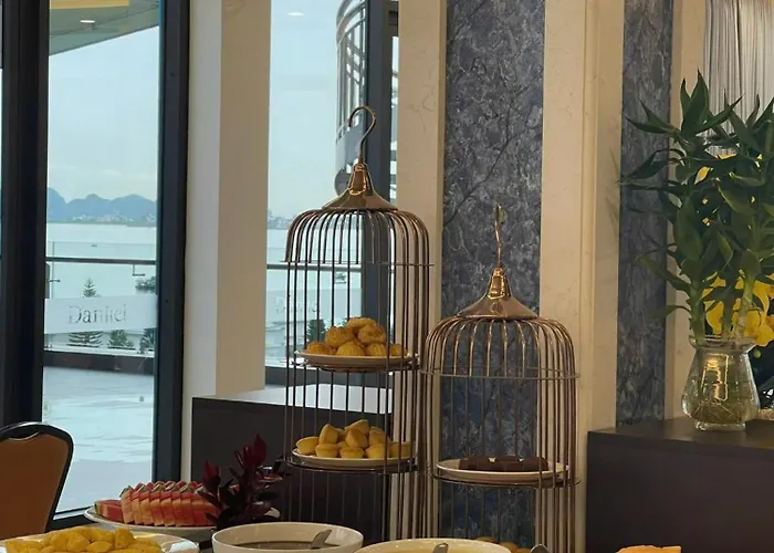Khách sạn Kim Sentral - Travel Agency 3*